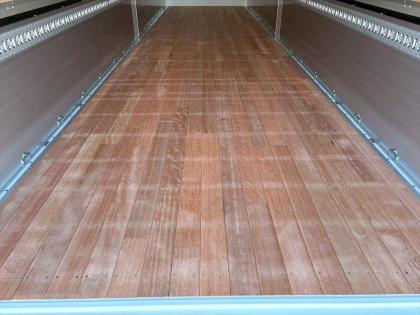 �ʐ^8